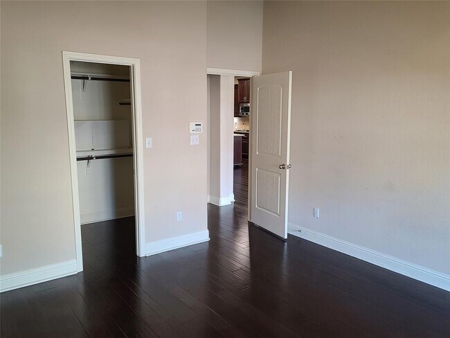 Building Photo - 708 Williams Way