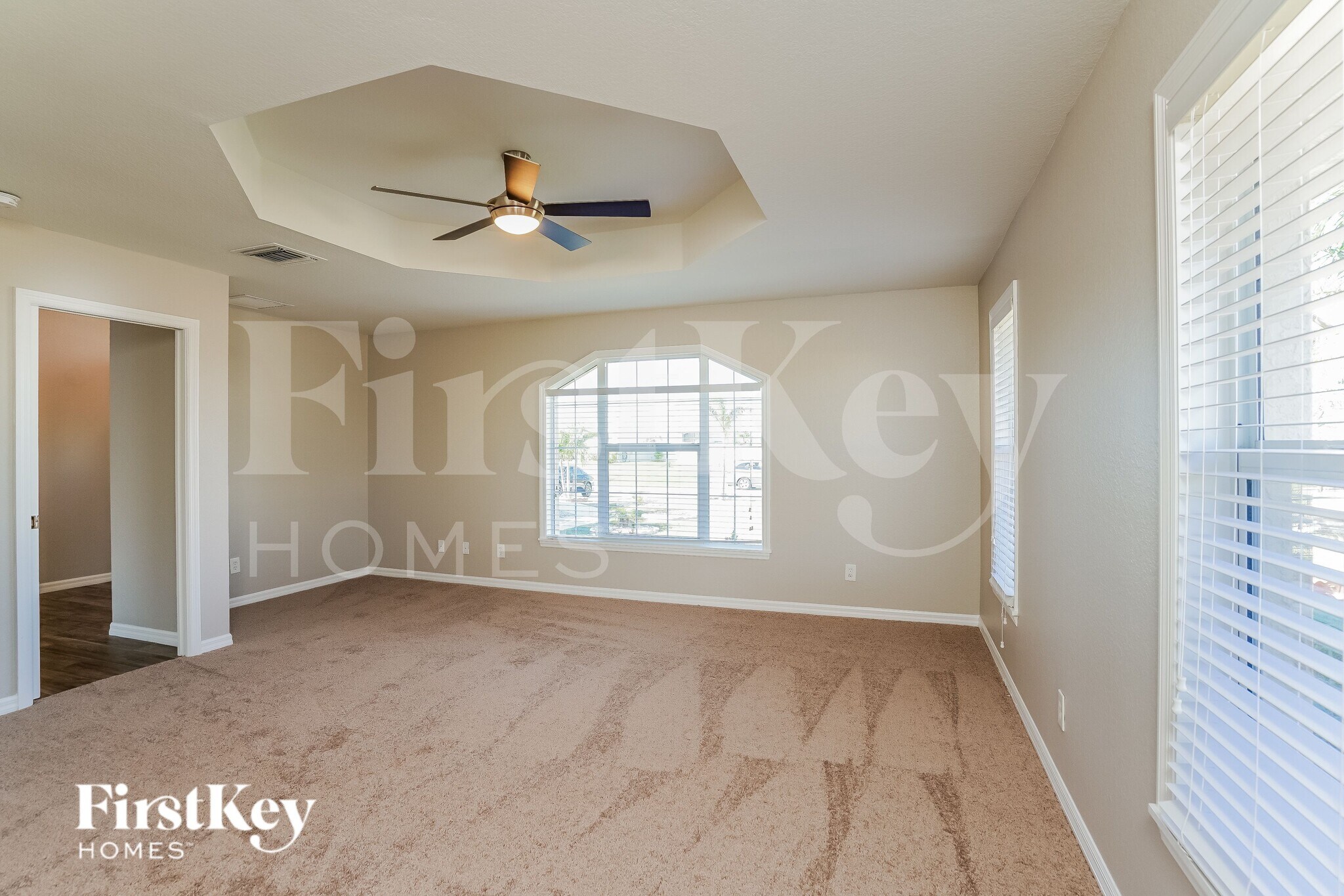 Building Photo - 1821 NW 23rd Ave