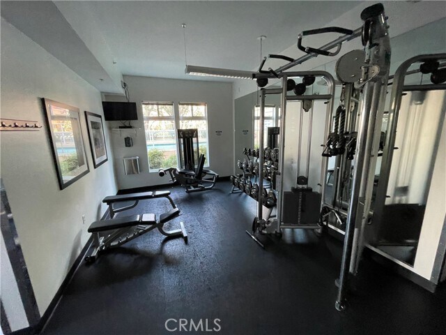 Building Photo - 388 E Ocean Blvd