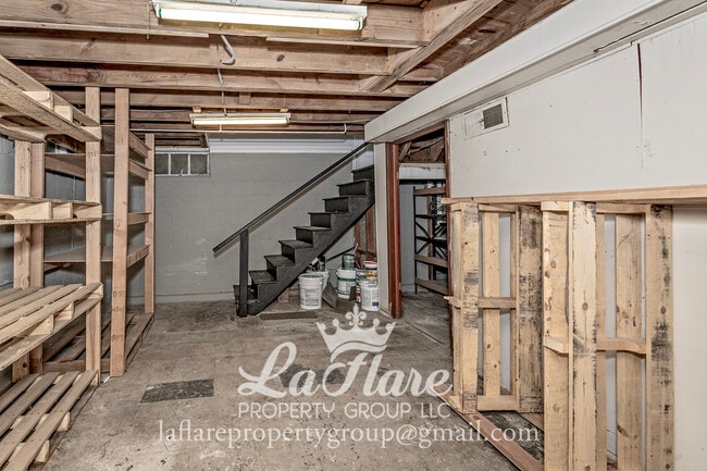 Building Photo - 4456 N Haven Ave