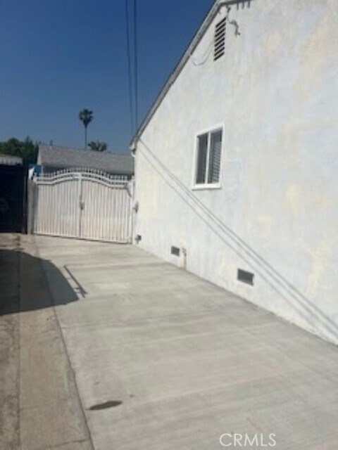 Building Photo - 8611 Rio Dell St