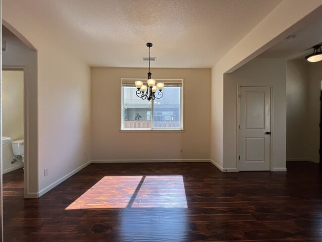 Building Photo - 3BD/3BA Bethany Home with Vaulted Ceilings, Stainless Appliances & Gas Fireplace