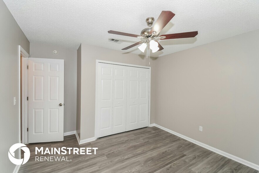 Building Photo - 1868 Sheraton Lakes Cir