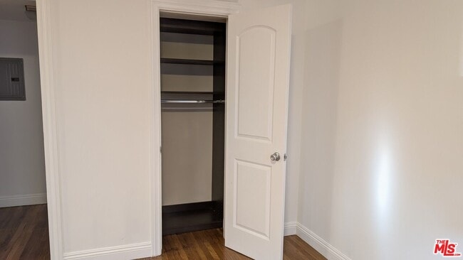 Building Photo - 1728 S Robertson Blvd