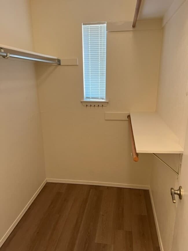 Building Photo - Beautiful 2 Bedroom 2 Bath 2 Car Garage Town House in the foot hills COMING SOON! Available 12/22...