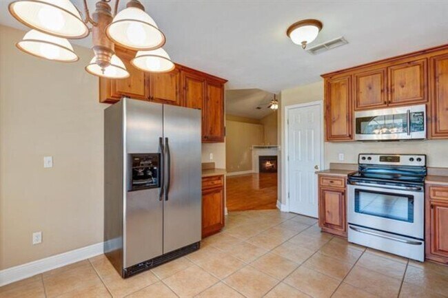 Building Photo - 3485 Barnstaple Dr