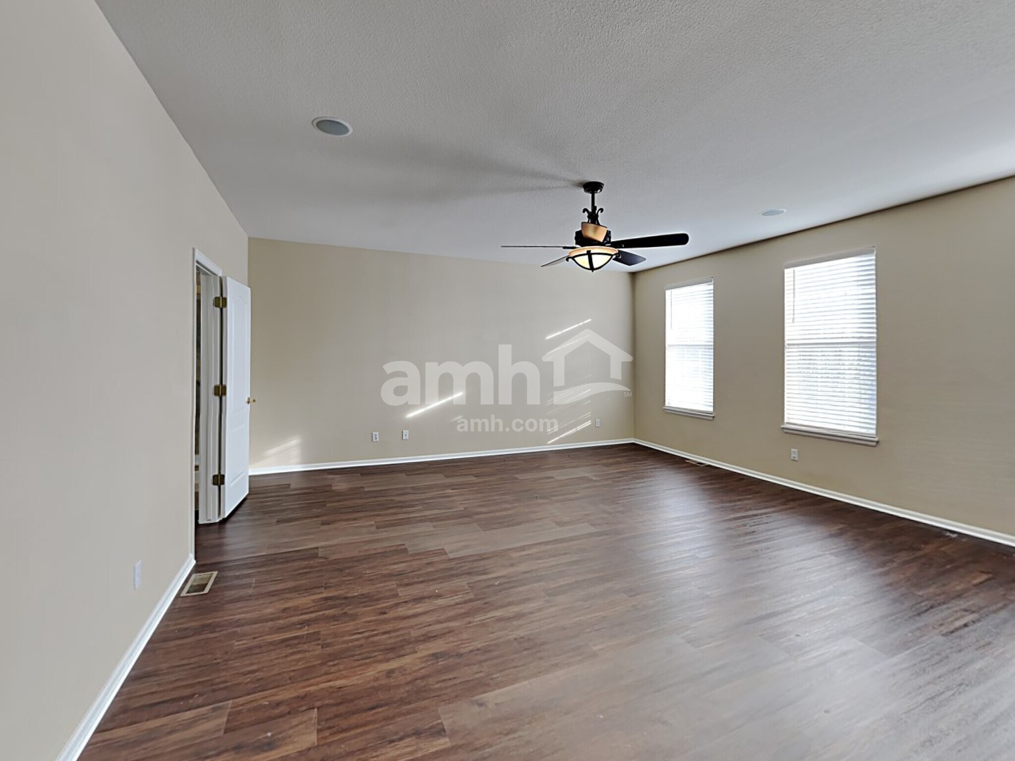 Building Photo - 23559 E Arkansas Pl