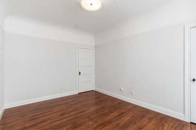 Building Photo - Lovely 2 Bed, 1 Bath Haight Ashbury Flat