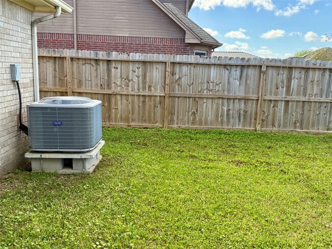 Building Photo - 1214 28th Ave N