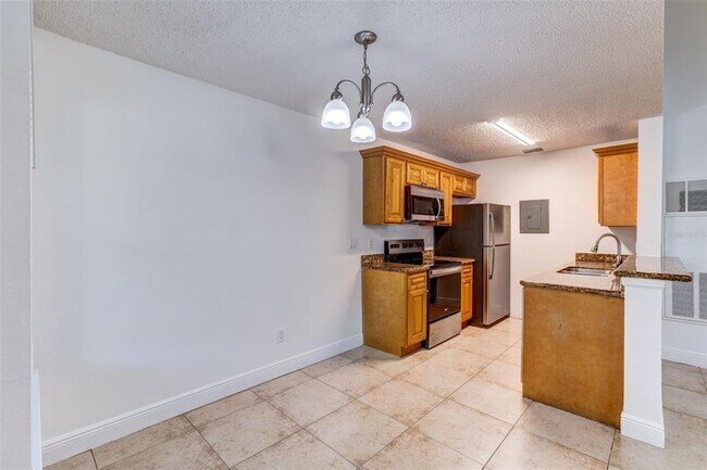 Building Photo - 2597 Grassy Point Dr