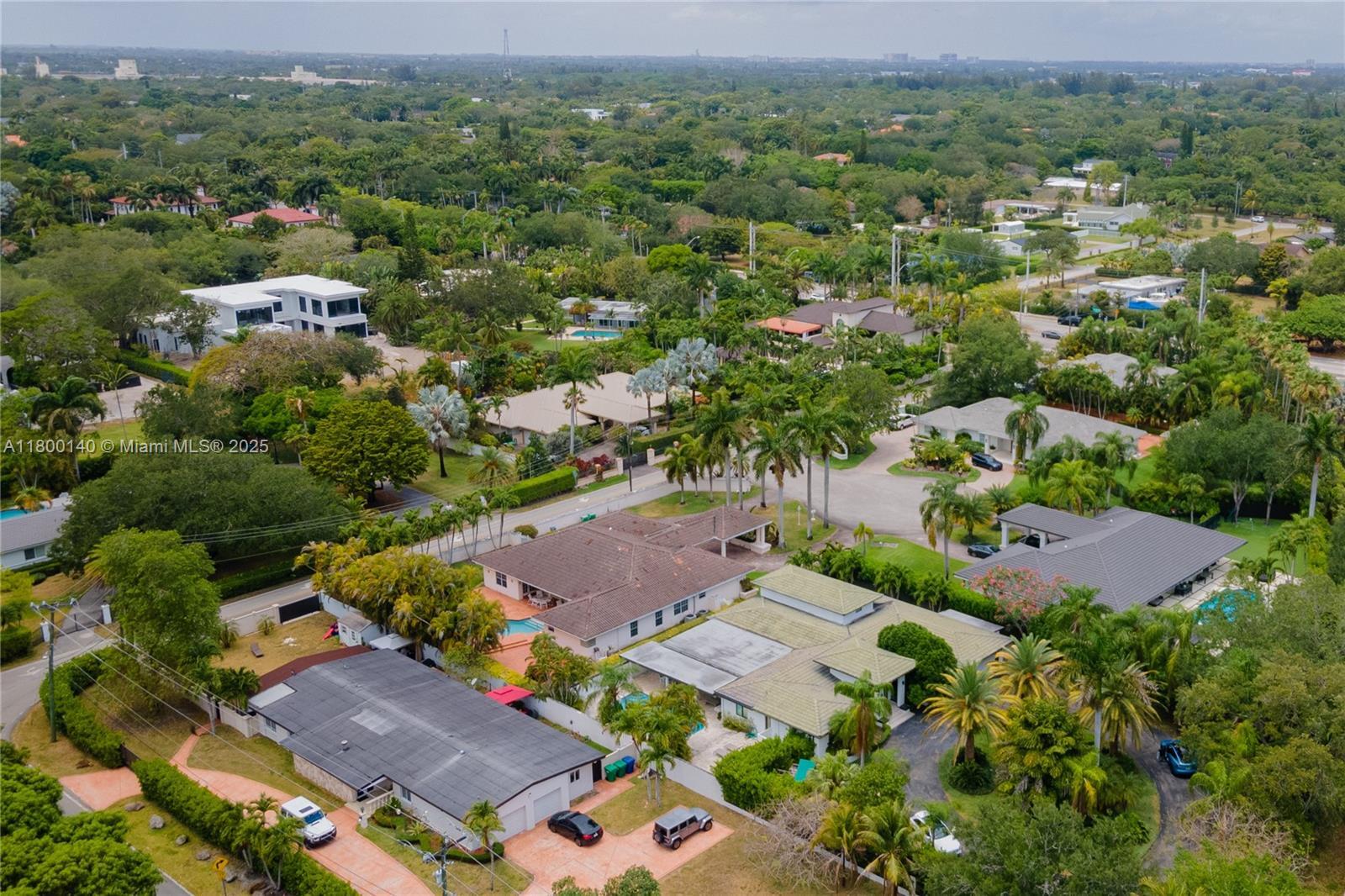 Building Photo - 7300 SW 77th Ave