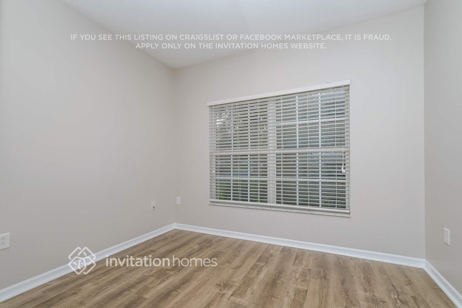 Building Photo - 15829 Fishhawk View Dr