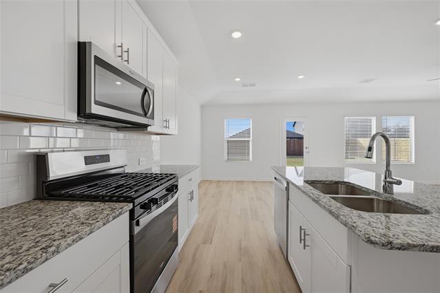 Building Photo - 2222 Rannoch St