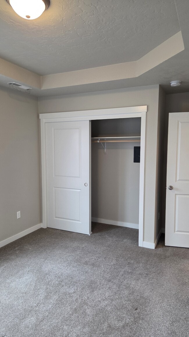 Building Photo - 5929 S Boddington Ln