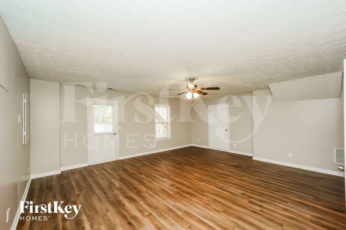 Building Photo - 72 Covington Dr