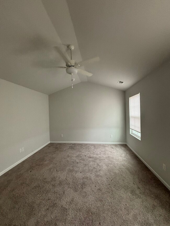 Building Photo - 364 Hardwick Dr