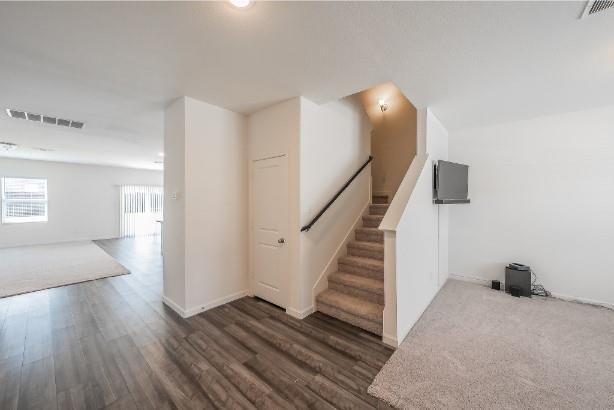 Building Photo - 8 Winship Dr