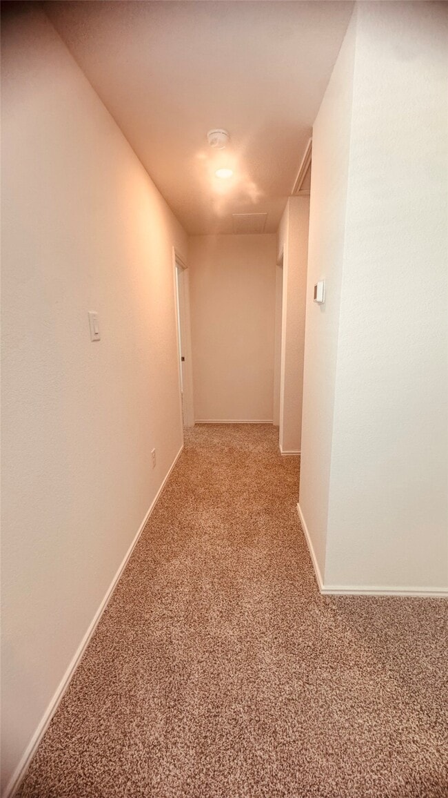 Building Photo - 3019 Glenn Lakes Dr