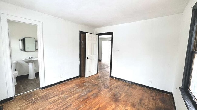 Building Photo - 2234 Fairview St