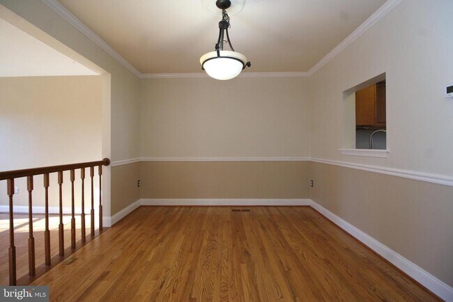 Building Photo - 192 Sulgrave Ct