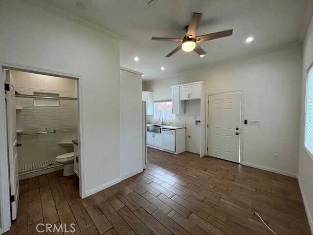 Building Photo - 4316 Greenbush Ave