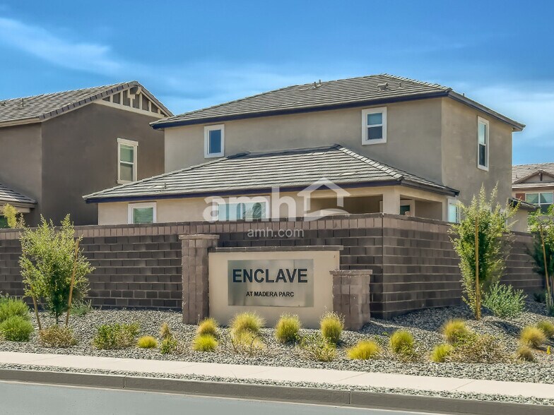 Building Photo - 684 W Laredo Ave