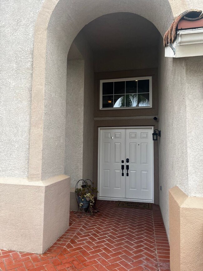 Building Photo - Murrieta Entertainer’s Dream Home for Lease!