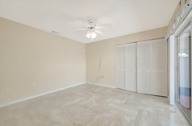 Building Photo - 3BR/2.5BA Private Pool Home | Chestnut Creek Community in Venice