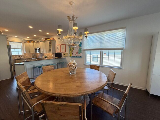 Building Photo - 26 S Coolidge Ave