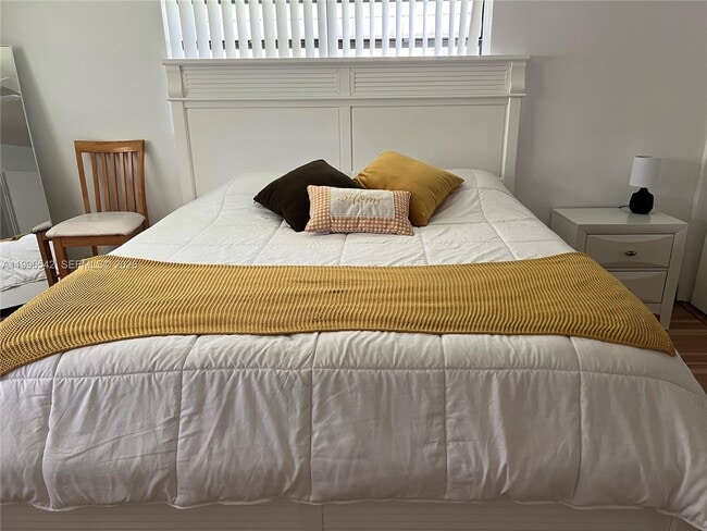 Building Photo - 418 SE 4th St