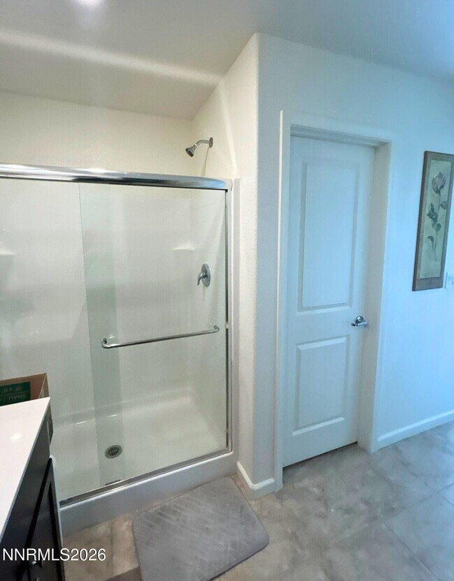 Building Photo - 8932 Coyote Blf Dr