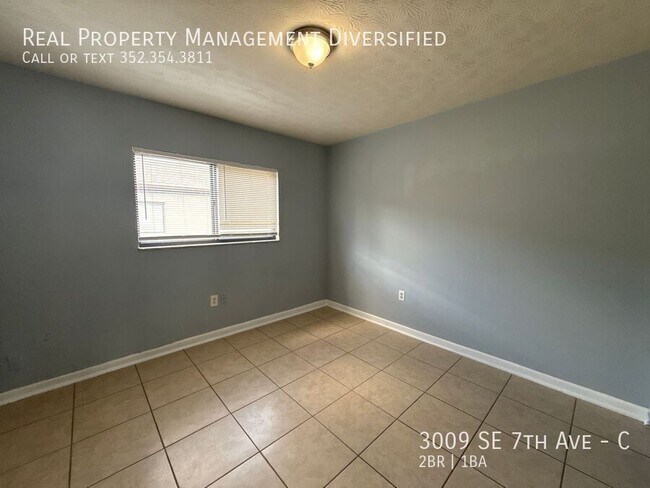 Building Photo - 3009 SE 7th Ave