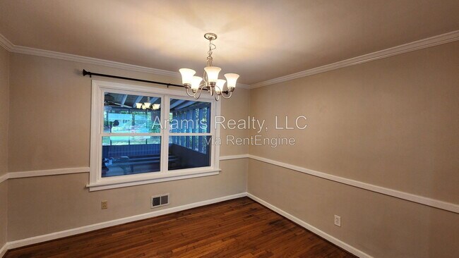 Building Photo - 1032 Homewood Ct