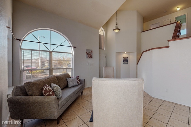 Building Photo - 4 br, 3 bath House - 8416 La Paloma Court ...