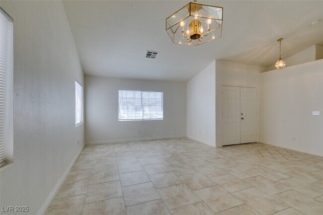 Building Photo - 2510 Roaring Lion Ave