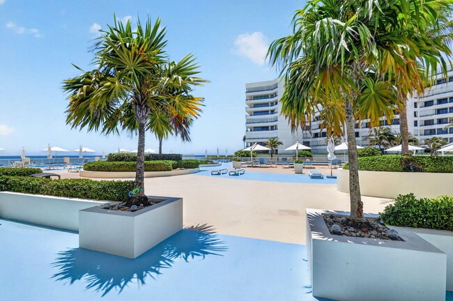 Building Photo - 3546 S Ocean Blvd