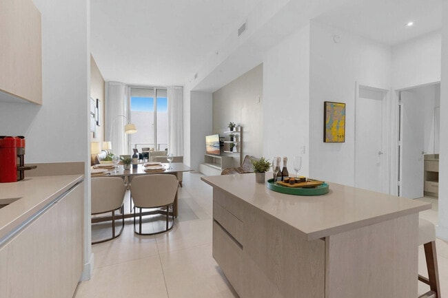 Building Photo - 4111 S Ocean Dr
