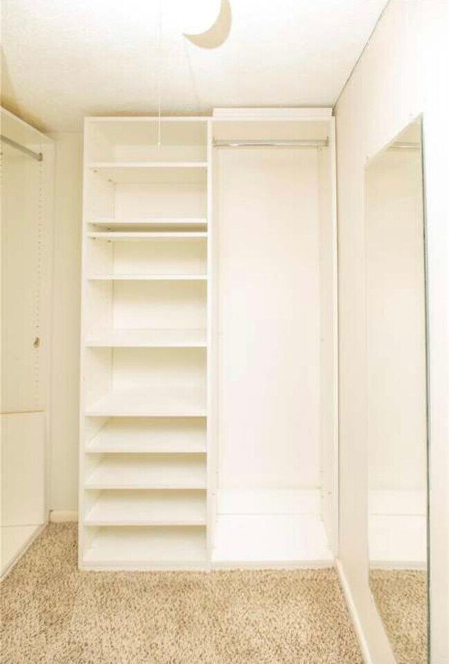 Building Photo - 4355 Maryland Ave