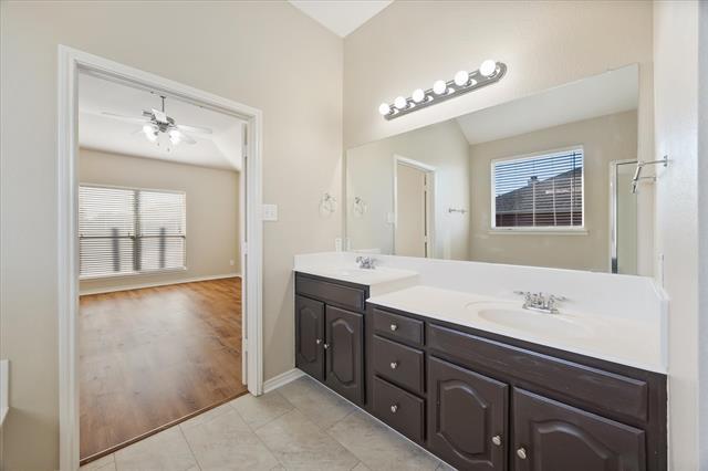 Building Photo - 2749 Cobblestone Dr