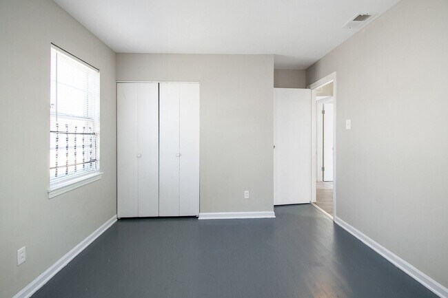 Building Photo - 3 br, 1 bath House - 772 Mohawk Ave