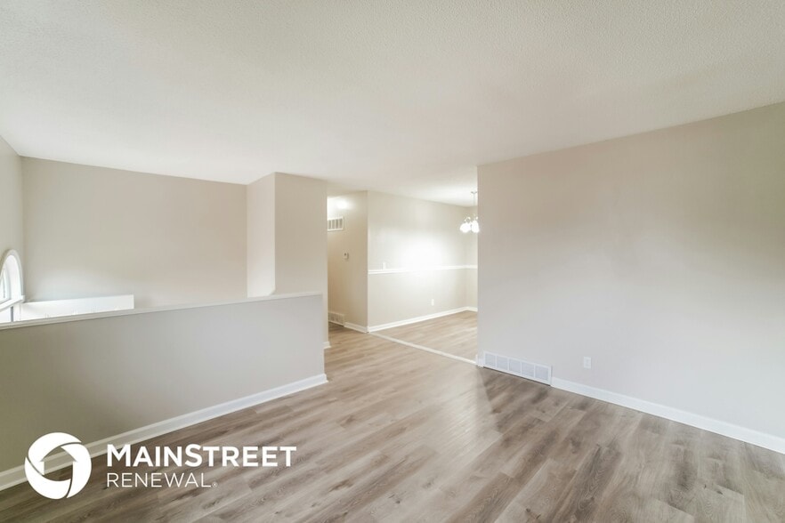 Building Photo - 201 Mc Clellan Dr