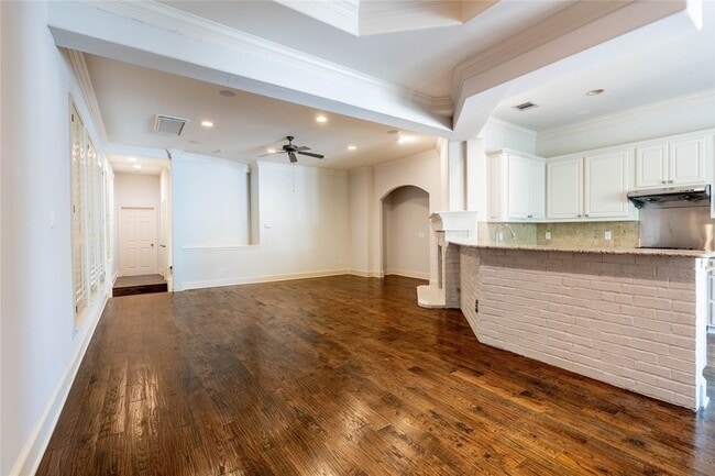 Building Photo - 18119 Frankford Lakes Cir