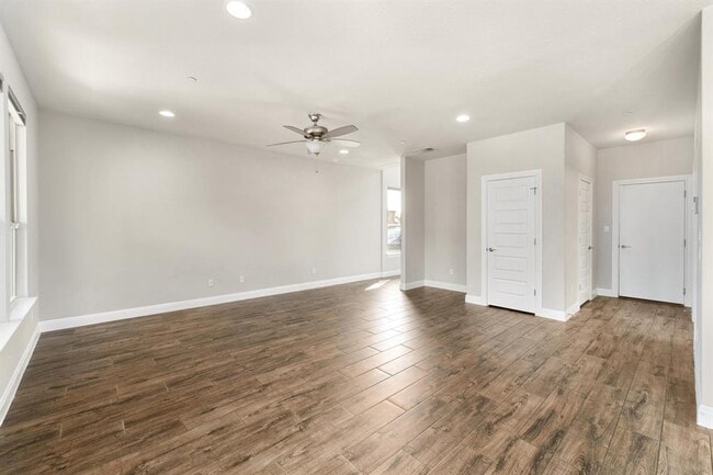 Building Photo - 19011 Pequenia Cove