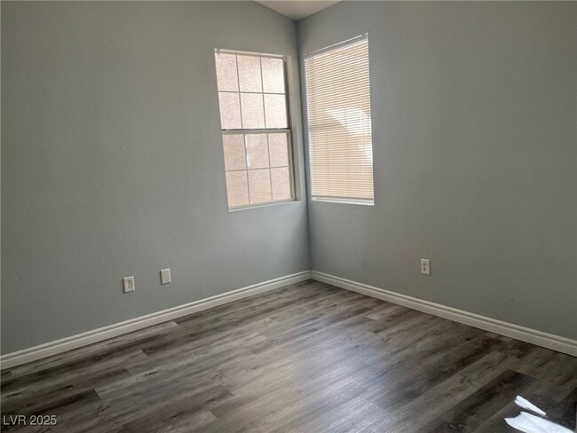 Building Photo - 1300 S Arlington St