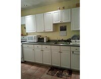 Building Photo - 3 Gardner Pl