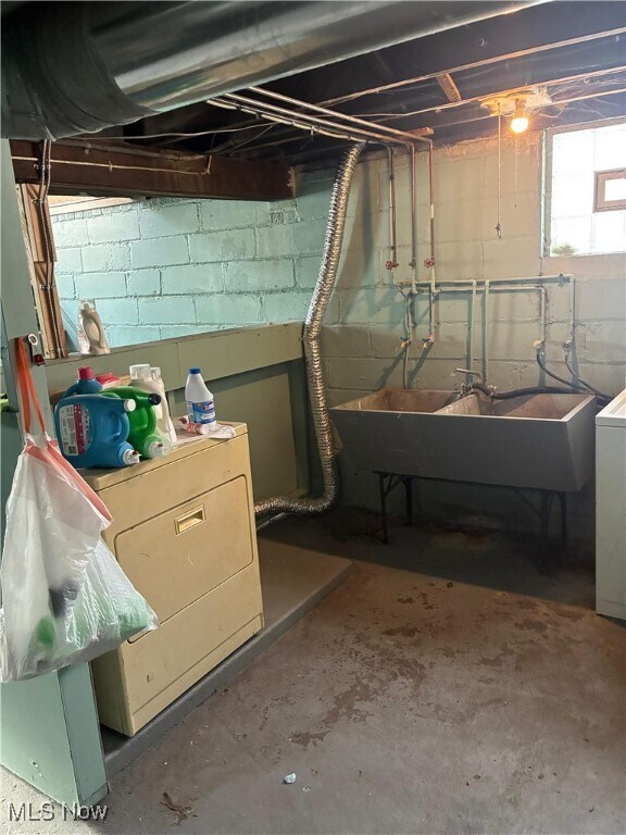 Building Photo - 3492 W 100th St