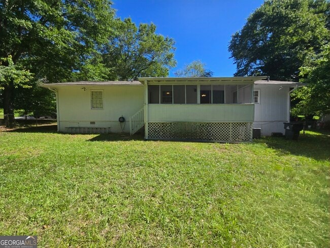 Building Photo - 4215 Terrace Dr
