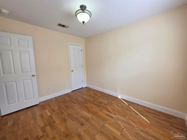 Building Photo - 1028 Antigua Cir