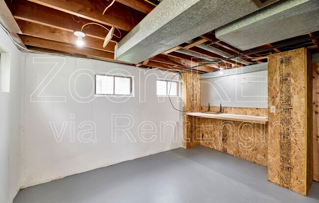 Building Photo - 2700 Steeplechase Ln