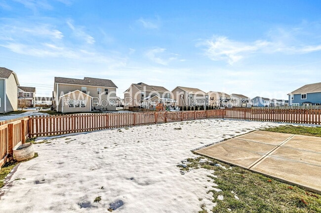 Building Photo - 2313 Trefoil Dr